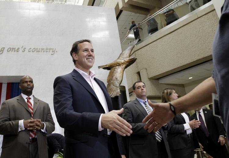 Comeback? Rick Santorum var spået exit fra det republikanske primærvalg efter rivalen Mitt Romneys to storsejre i sidste uge. Nu fører han alle målinger i nattens valg i Louisiana. Foto: Eric Gay/AP 