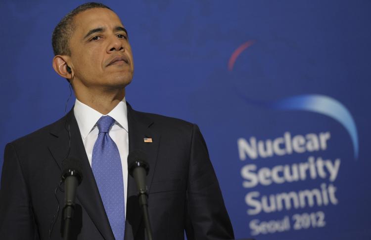 Sikkerhedspolitik. Barack Obama er i Seoul for at diskutere sikkerhedspolitik. Imens rasler Nordkorea med missilerne. 