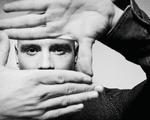 Kulturkanon. Clemens' teatertekster optræder på noget så fisefornemt som Kulturministeriets Kulturkanon. Du må vælge banehalvdel, snerrer Djævlens Advokat: »Rapmusik og undergrund eller teaterkoncerter og X Factor?«. Men Clemens er cool som altid: »Undskyld, men hiphop har ikke været undergrund siden før MC Einar«.