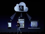 klager. Sådan tog det sig ud, da daværende Applechef  Steve Jobs lancerede iCloud i San Francisco i juni sidste år. Apple fortæller bare ikke de danske forbrugere, at funktionen ikke virker til musik i Danmark. 