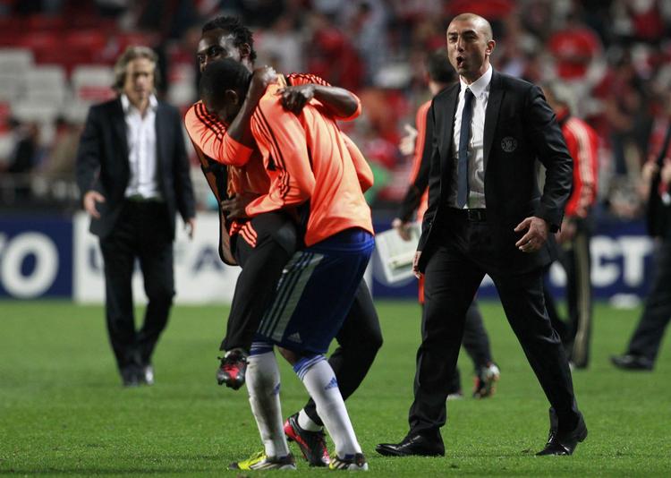 1-0. Sejren i aftes giver et godt udgangspunkt, men Benfica er gode på udebane, vurderer Chelsea-manager Roberto Di Matteo (t.h.). 