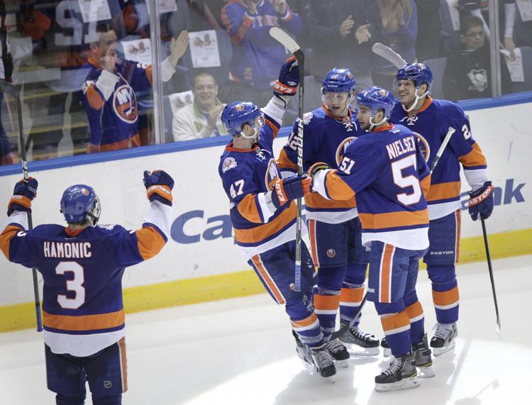ASSIST. Med en enkelt assist bidrog Frans Nielsen til New York Islanders' sejr over Pittsburgh Penguis. 