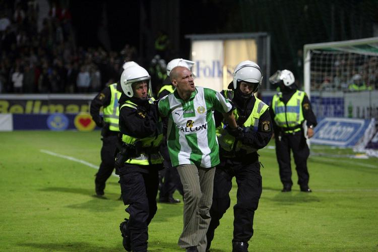 BALLADE. Der er ikke sjældent ballade, når Hammarby spiller, især når modstanderen er lokalrivalen Djurgården. 