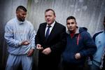 politik. I sin tid som statsminister viste Lars Løkke Rasmussen (V) blandt andet sit sociale engagement med et besøg hos indvandrerdrenge i ghettobebyggelsen Askerød til diskussion af regeringens ghettoplan. 