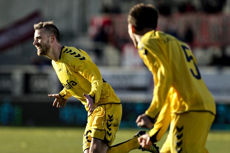 tredjeplads. AC Horsens holder fast i den plads, der giver adgang til europæiske kampe i næste sæson. 