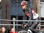 styrtet. Fabian Cancellara ses ved starten af Flandern Rundt i dag. 