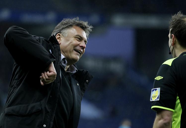 Trænerdebut. Poul Hansen havde en god fornemmelse under hele kampen trods nederlaget til Brøndby. 