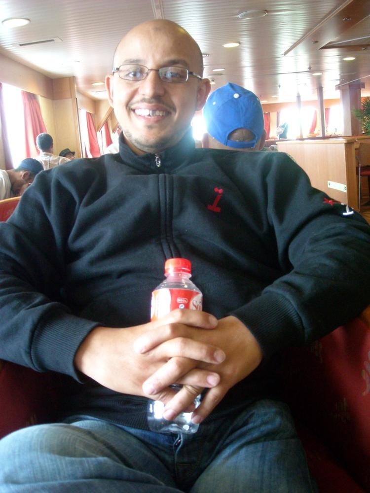 Sigtet. Thami Najims familie siger, at han er uskyldigt anklaget for terrorisme. 