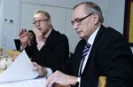 Pårørende. Formand for Danske Regioner, Bent Hansen (th), vil gerne drøfte, hvordan pårørende inddrages mere på sygehusene. 
