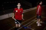 En ny kampagne skal gøre det sjovere for teenagere at blive ved med at dyrke sport i klubberne. Floorballpigerne på Frydenhøjskolen i Hvidovre har arbjedet med principperne. Det giver bedre træning og styrker fællesskabet. 