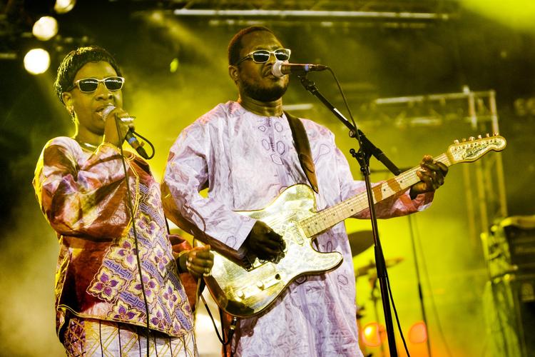 Amadou og Mariam ses her under en koncert på Roskilde Festival. Duoen har efterhånden fået stjernestatus. 