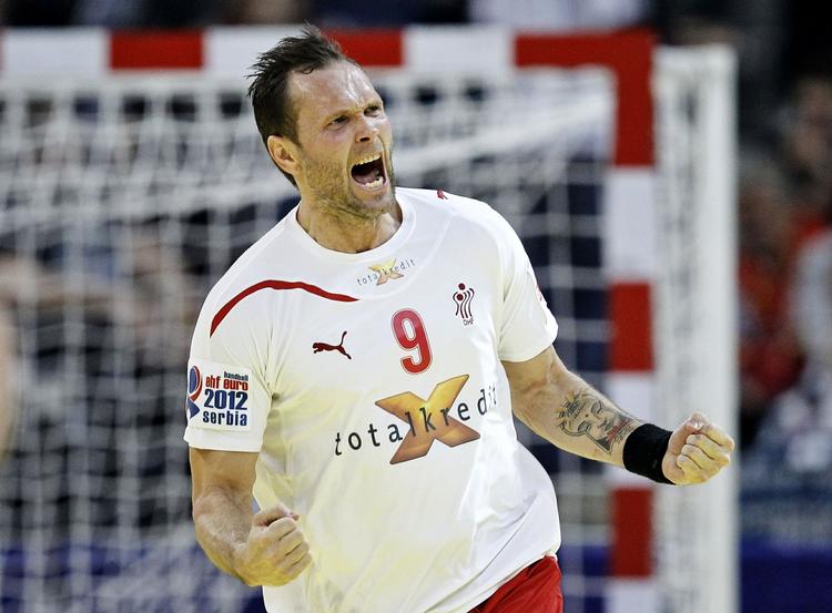 konflikt. Danmarks Lars Christiansen har både rekorden i antal landskampe og en scoringsrekord i landskampe. 