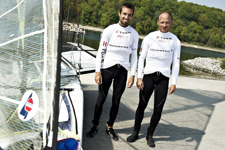 MAKKERSKIFT. Efter OL-guldet med Martin Kirketerp har Jonas Warrer (tv.) sejlet sammen med først Søren Hansen (th.) og senest Peter Lang, men nu skal han finde endnu en ny makker. 