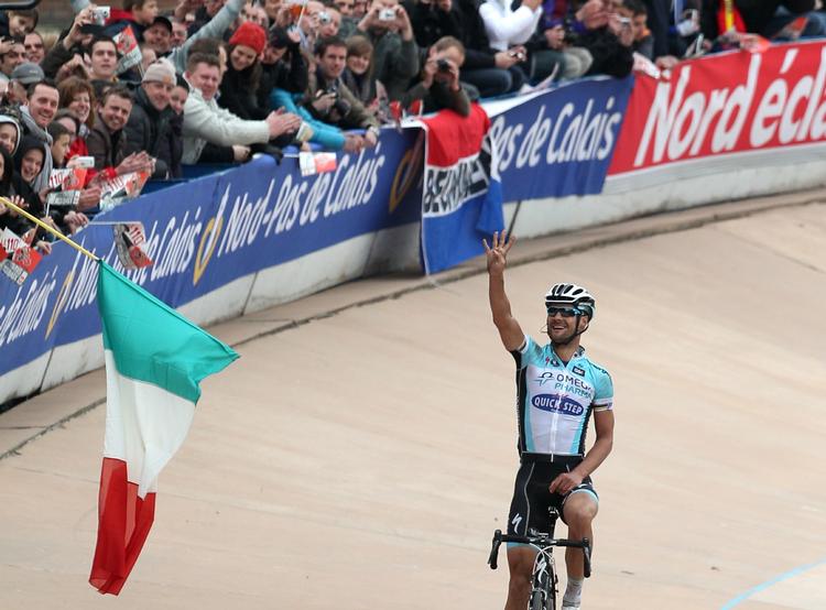 fire. Som den anden nogen sinde vandt Tom Boonen Paris-Roubaix for fjerde gang. 