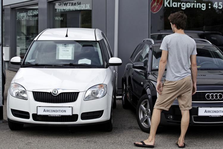Købelystigt. Især de små, billige biler bliver solgt hurtigt på brugtmarkedet. 