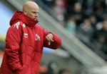 klokkeklart. Nederlaget til Mainz fik ingen konsekvenser for Ståle Solbakkens trænerjob i FC Köln. 