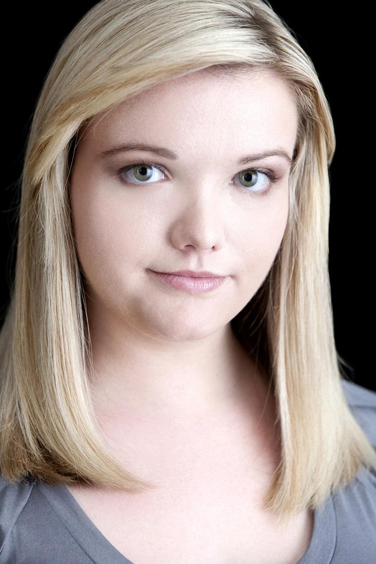 litte-rar. Téa Obrehts debut er god og opbyggelig. 