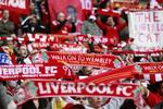 Retur. Liverpools fans skal på lørdag igen bakke op om deres hold på Wembley, hvor Everton er modstanderen i FA Cup-semifinalen. Wembley dannede for små to måneder siden også rammen om Liga Cup-finalen, hvor Liverpool først fik Cardiff ned med nakken i straffesparkskonkurrencen. 