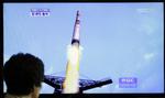 Fuser. Der var store nordkoreanske forventninger til den raket, der angiveligt skulle fragte satelitter ud i rummet. Nu blev affyringen tilsyneladende i en fuser. 