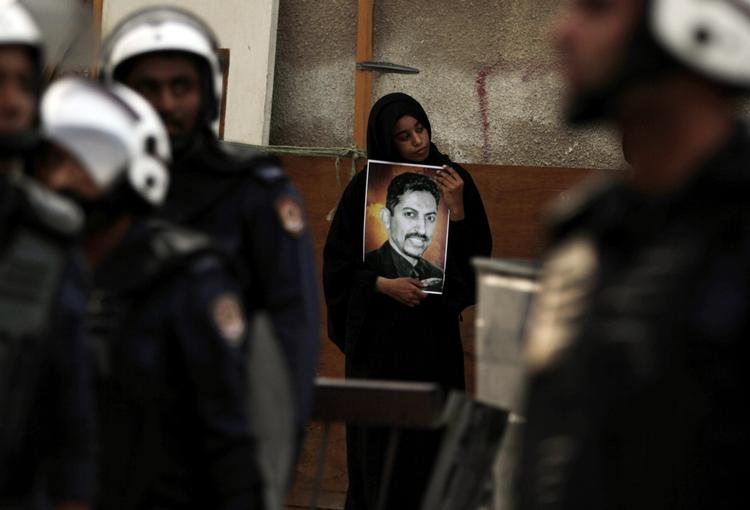 Oprør. Demokratiforkæmperen Abdulhadi al-Khawaja er blevet et symbol på oprøret kongen i Bahrain. 