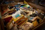 Kontroversielt. Når man indsamler eksemplarer alle verdens bøger i en lagerhal, løber man ind i problemer med bøger, som er forbudt i store dele af verden. Det har The Physical Archive i Californien erfaret. 