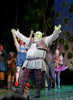 Hit. Musicaludgaven af 'Shrek'-filmen fik verdenspremiere på Broadway i 2008, hvor den bl.a. blev nomineret til otte Tony Awards og 12 Drama Desk Awards. 