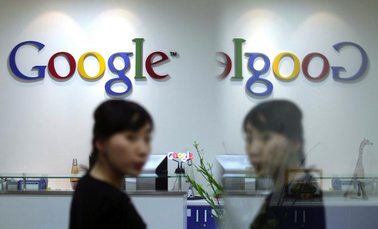 Selvfiksering. Nu kan du kigge Google over skulderen. Ny funktionalitet afslører dine aktiviteter på Googles populære tjenester. 