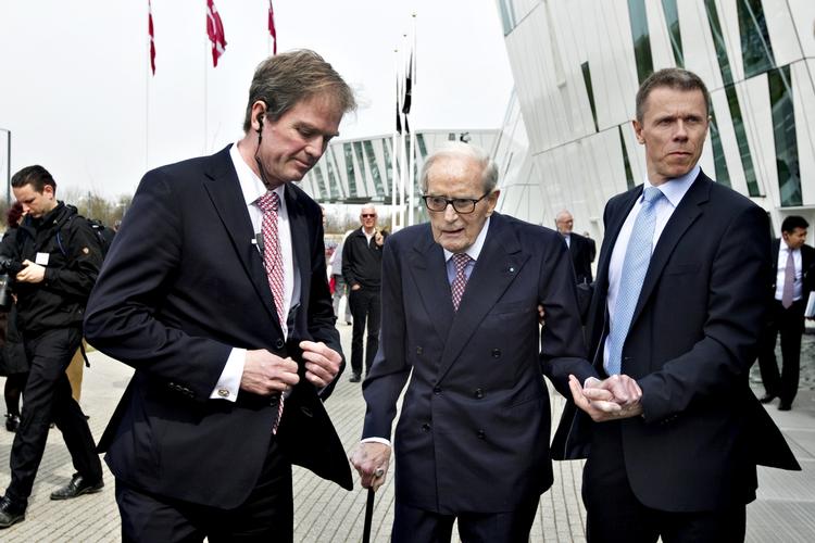 afsked. Mærsk Mc-Kinney Møller viste sig i sidste uge for sidste gang for offentligheden, da han deltog i rederiets årlige generalforsamling i Bella Center i København i torsdags. 