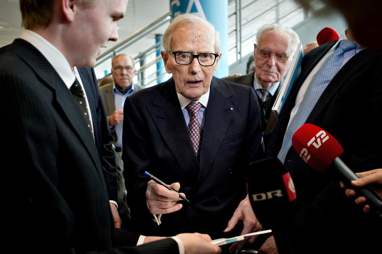 DØDSFALD. Mærsk McKinney-Møller deltog så sent som i torsdags i generalforsamlingen i koncernen. I dag døde han. 