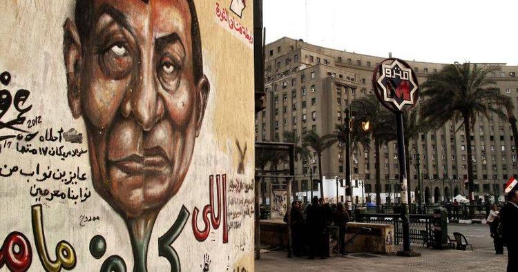 Roligt igen. De fleste af Kairos indbyggere glæder sig over den nye hverdag efter revolutionen. Kun de primitive telte på Tahrir-pladsen og de store farverige graffitimalerier vidner om oprøret. 