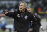 sejrstørke. Tidligere landsholdsmålmand for Argentina, Nery Pumpido, er ikke længere træner for Godoy Cruz. 