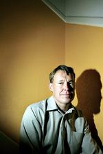 Erfaren. Højesteretsdommer Jens Peter Christensen har tidligere stået i spidsen for en betænkning, der i høj grad er baggrunden for de nuværende retningslinjer for spindoktorerne 