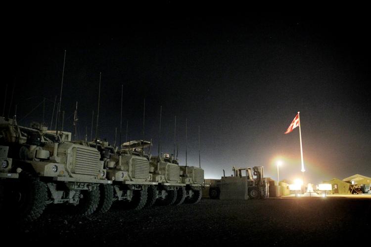 Nationalsymbol. Militærbasen Armadillo blev et nationalt symbol på den danske indsats i Afghanistan. Derfor holdt forsvaretsledelse basen i live i næsten halvandet år efter, at den havde mistet sin betydning. 