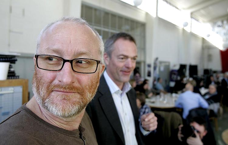 Avedøre-jubel. Zentropa-grundlægger Peter Aalbæk Jensen glæder sig over dansk filmkunsts store succes. »Og så åbner det her altså en verdens af forretningsmuligheder for en købmand«, tilføjer han. 