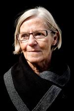 Dømt ude. Signe Legaard kan sommetider føle sig dømt ude som forbruger og pensionist. Hun mener, at der er for meget fokus på ungdommen. 