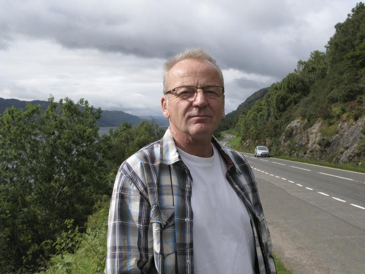 fri. Poul Hagen Thisted blev befriet under en dramatisk aktion 25. januar, hvor amerikanske elitesoldater kom ham og hans amerikanske kollega til undsætning 