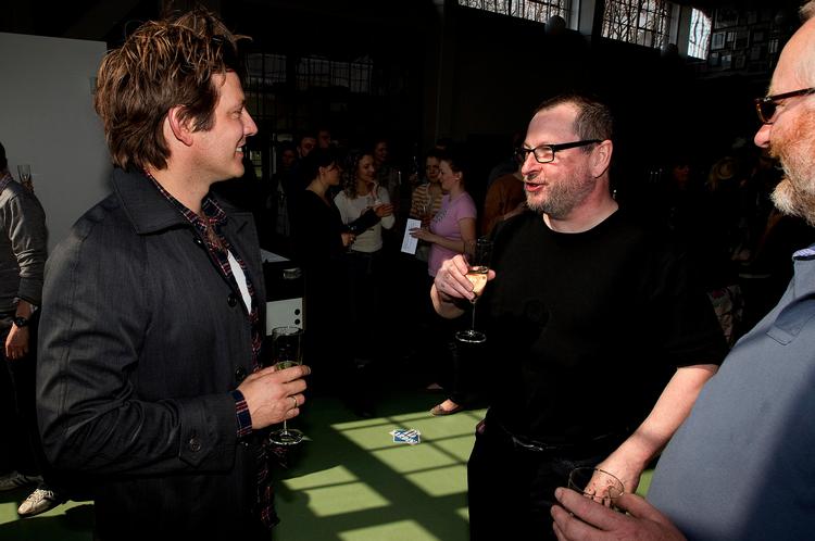 Fortsæt. Thomas Vinterberg (tv.) var senest i Cannes i 1998 med 'Festen'. Lars von Trier (midt) var med samme år med 'Idioterne'. 