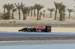 Arbejde. Mark Webber i sin Red Bull-racer kører om VM-point på søndag, men antyder, at han egentlig helst ville være foruden. 