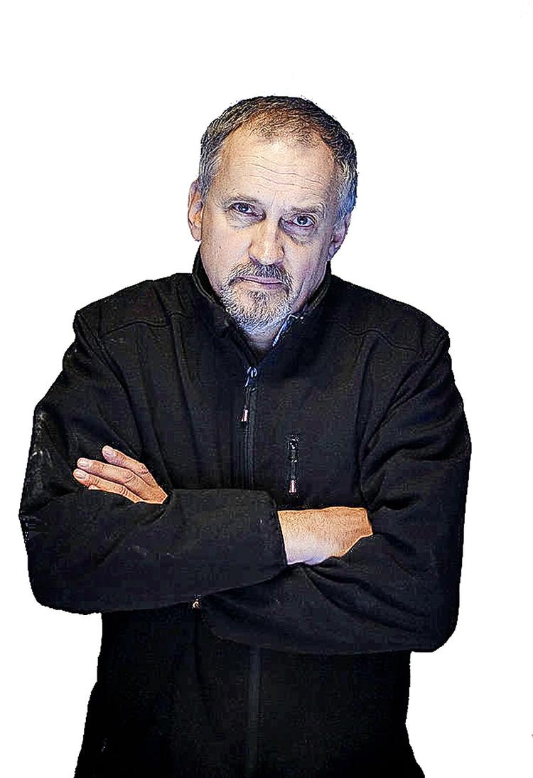 Succes i USA. Jussi Adler-Olsens 'Kvinden i buret' er på vej op ad de amerikanske salgslister. 