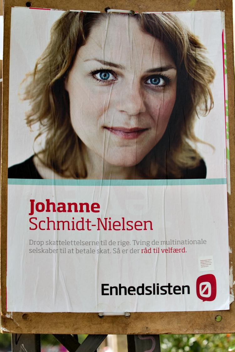Profilering. Ved folketingsvalget i fjor prydede blandt andet Johanne Schmidt-Nielsens ansigt Ehedslistens valgplakater. Det skal være slut nu. Partiets græsrødder mener, at det strider mod partiets kollektive linje. 