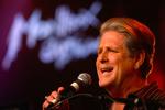 Legender. Beach Boys har allerede sikret sig sin plads i musikhistorien. Til sommer gæster bandet Danmark, og der er snak om et nyt album. Her ses bandets Brian Wilson. 