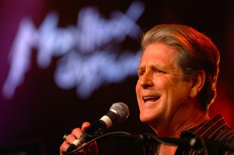 Legender. Beach Boys har allerede sikret sig sin plads i musikhistorien. Til sommer gæster bandet Danmark, og der er snak om et nyt album. Her ses bandets Brian Wilson. 