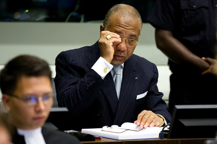 Krigsforbryder. Næsten fem år efter den internationale krigsforbryderretssag mod Liberias tidligere præsident Charles Taylor begyndte, falder dommen i dag. 