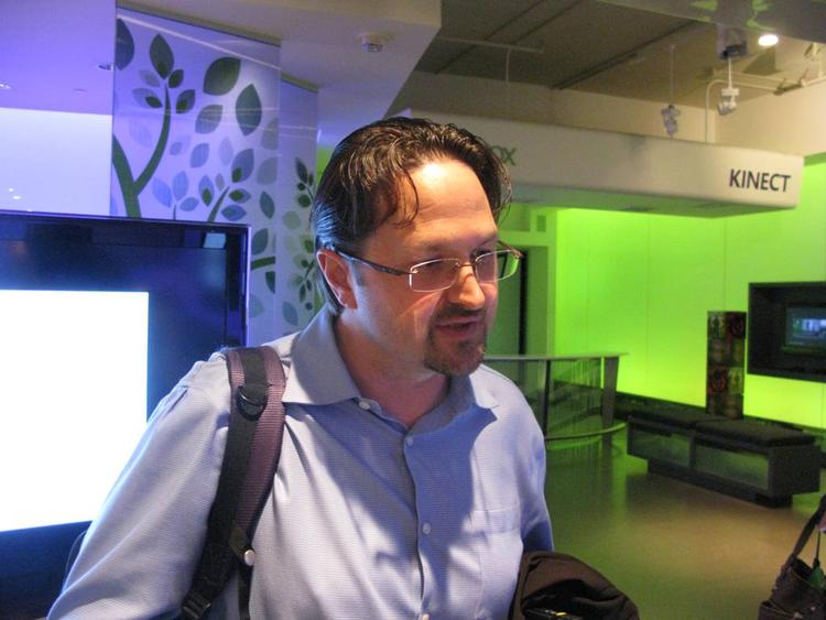 Sprogbarriere. Virusmagere har svært ved at ramme lande som Danmark, fordi sproget er svært, forklarer Tim Raines fra Microsoft, som har undersøgt fænomenet. 