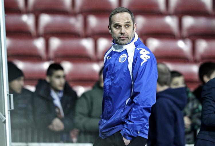 Mesterligt.  FCK-træneren tager gerne favoritværdigheden på sig - hvis FCN altså ikke vil have den. 