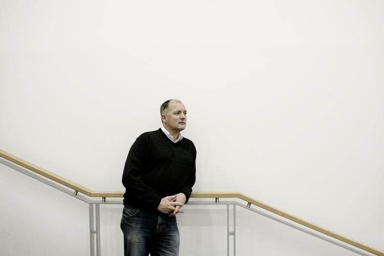 Bededag. Kim Simonsen tror, at mange andre faggrupper kan se nødvendigheden af at øge arbejdstiden. 