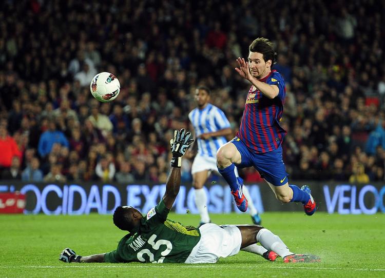 målkunstner. Lionel Messi (th) har nu scoret 46 mål i den spanske liga og 68 mål i alle turneringer, hvilket er målrekord for en sæson. 