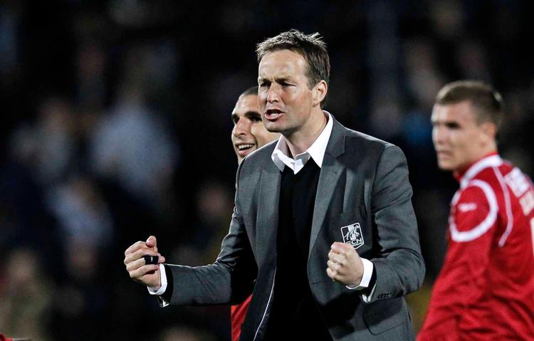 pasninger. FC Nordsjællands træner Kasper Hjulmand har haft stor succes med sin spillestil i klubben. 