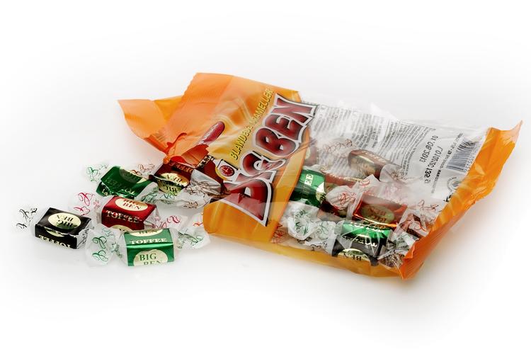 Mundgodt? »Det er en rigtig plombefanger, der smager kemisk, så smagen kunne godt være rengøringsmiddel eller barberskum«, lyder dommen over Big Ben-karamellerne. 