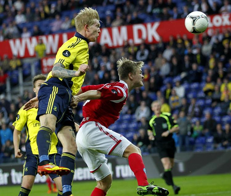 Målhelt. Simon Makienok havde med to mål en stor andel i Brøndbys 3-2-sejr over Silkeborg. 